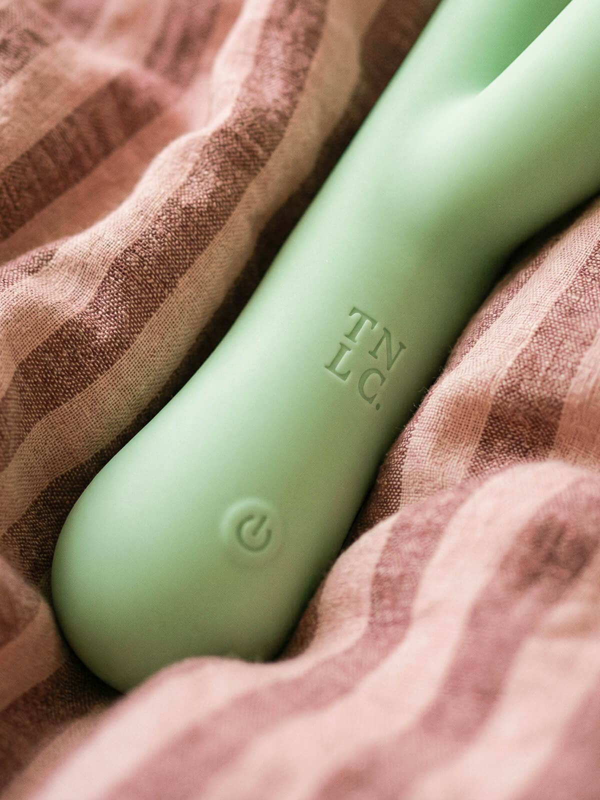 Yarrow | Thrusting Rabbit Vibrating Dildo